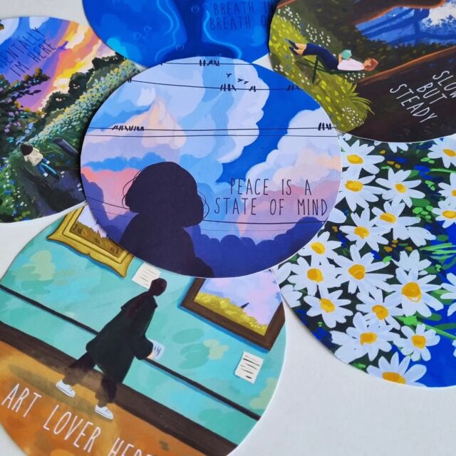 Cu ce mă mai distrez în ultimul timp? Adaug produse în shop 🎨 Mici obiecte prin care voi puteți să luați puțin din arta mea la voi acasă. De data asta, am creat acest set de 6 stickere cu mesaje, care să vă ajute să vă reconectați cu voi, în zilele alea prea grăbite, în care uităm de noi. Check out my shop ⬆️ Gânduri bune 💙

#ilustratoriromani #illustrationoftheday #afacereameacreativa #illustration #digitalillustrator #photoshop #stickers #stickere #stationery #shop #fabricatinromania #handmade #selflove #selfcare #inspirational #freelancinglife #freelance #freelancer